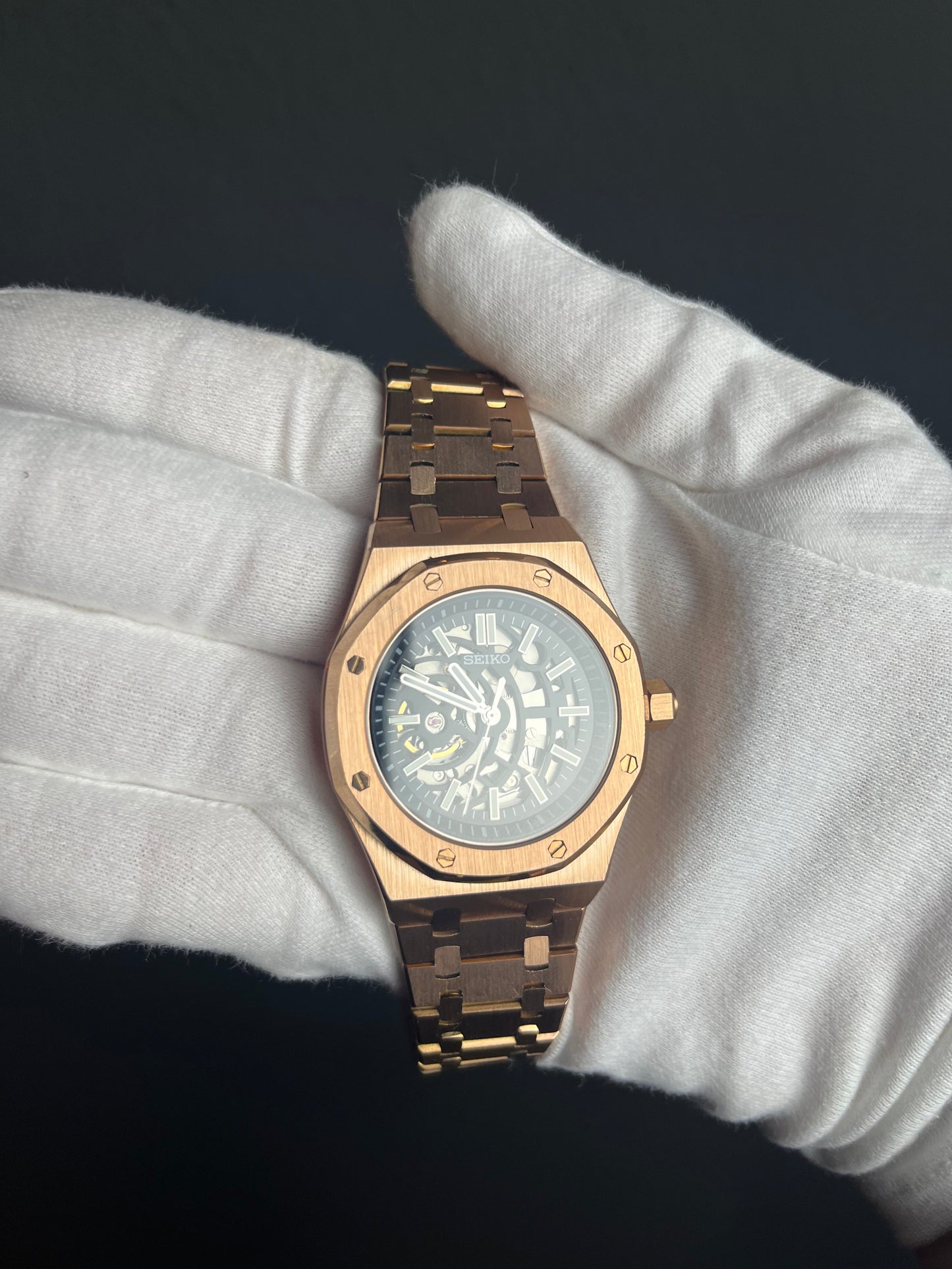 ROYAL OAK ROSE SKELETON MOD (ÉDITION SPÉCIALE)