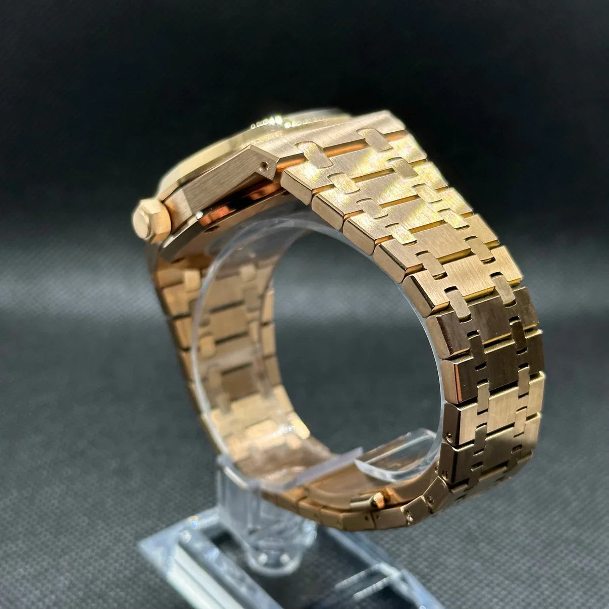 ROYAL OAK ROSE SKELETON MOD (ÉDITION SPÉCIALE)